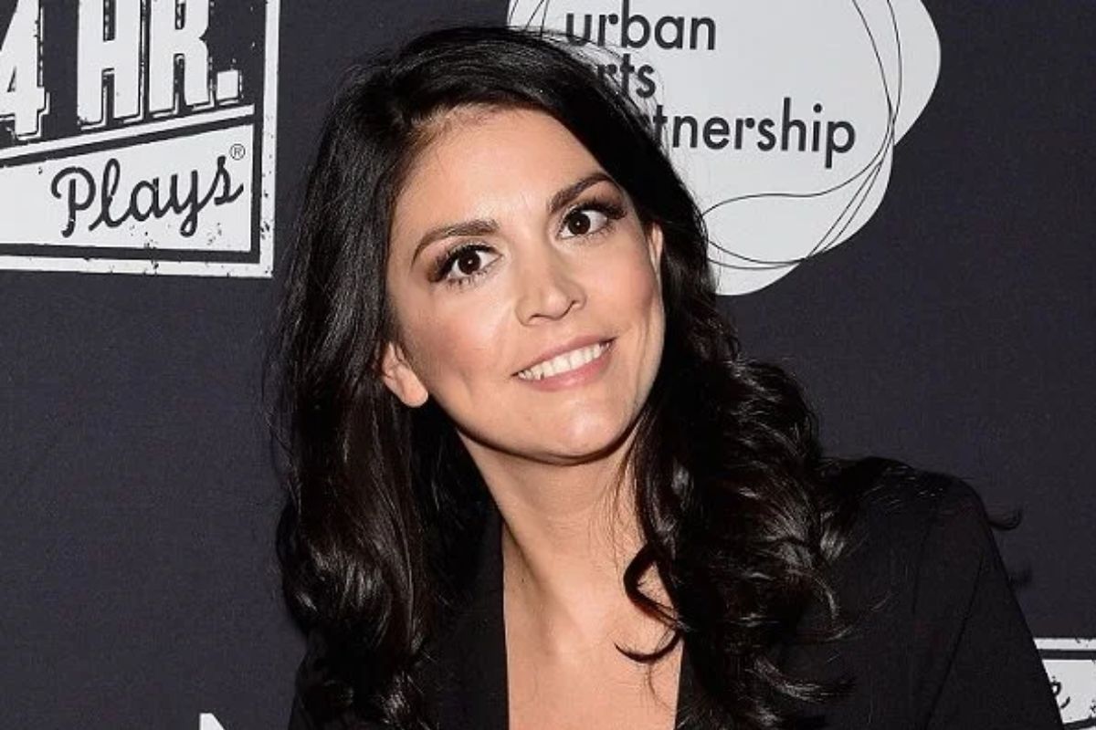 Cecily Strong Net Worth