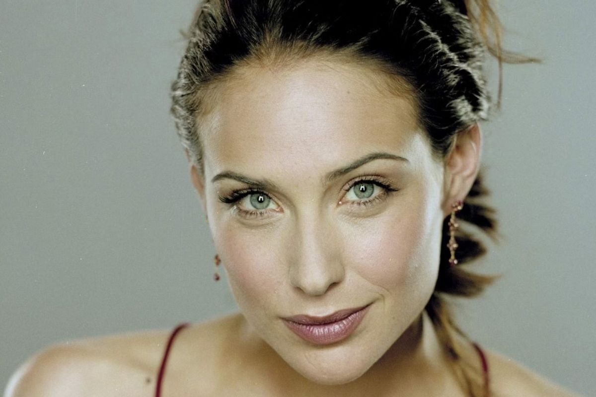 Claire Forlani Net Worth