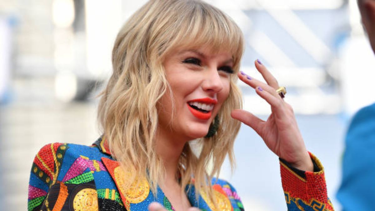 How Many Songs Does Taylor Swift Have