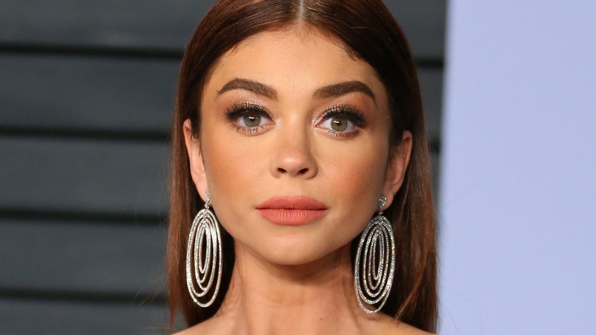 Is It True That Sarah Hyland Had Plastic Surgery