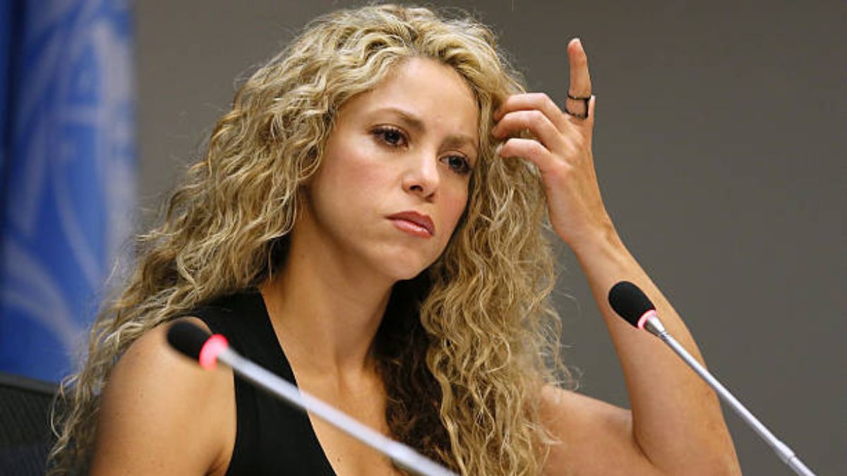 How Old Is Shakira