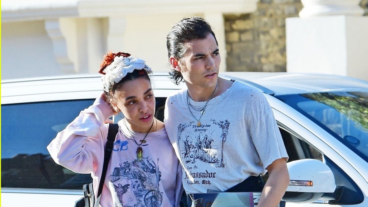 Who Is FKA Twigs' Boyfriend